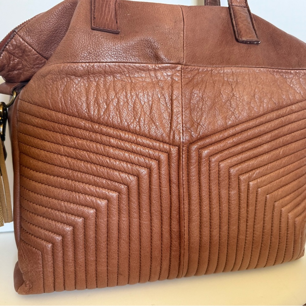Mood & Day, Chic Leather Shoulder Bag